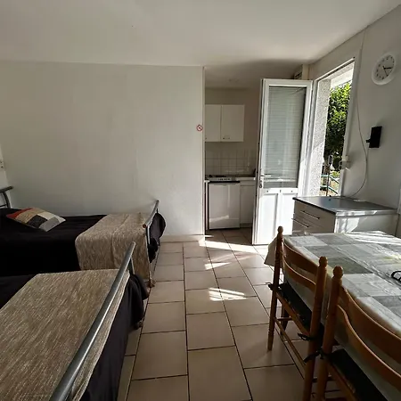 Pratique Avec Wifi Et Parking Proche Du Centre Et Des Thermes - Fr-1-541-184 La Roche-Posay